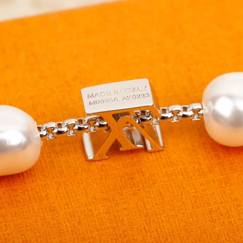 Affordable LX Necklaces 312126