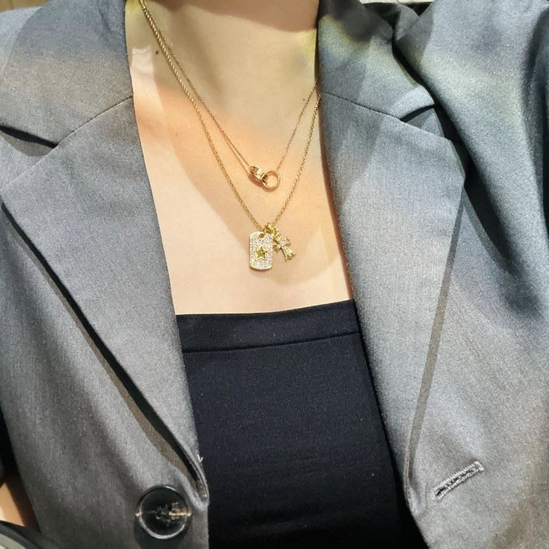 NewStyle Chrxmx Hxxrts Necklaces 301275