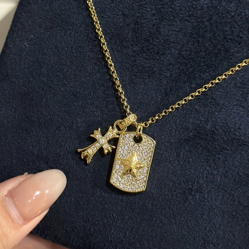 NewStyle Chrxmx Hxxrts Necklaces 301275