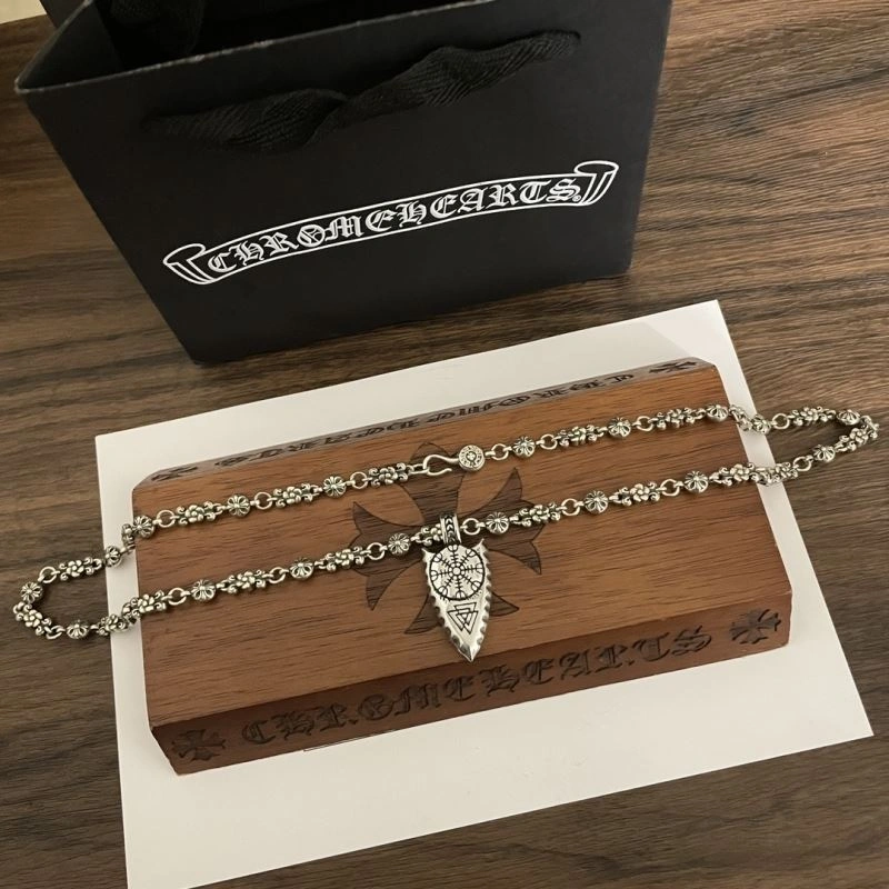 Breathable Chrxmx Hxxrts Necklaces 301256