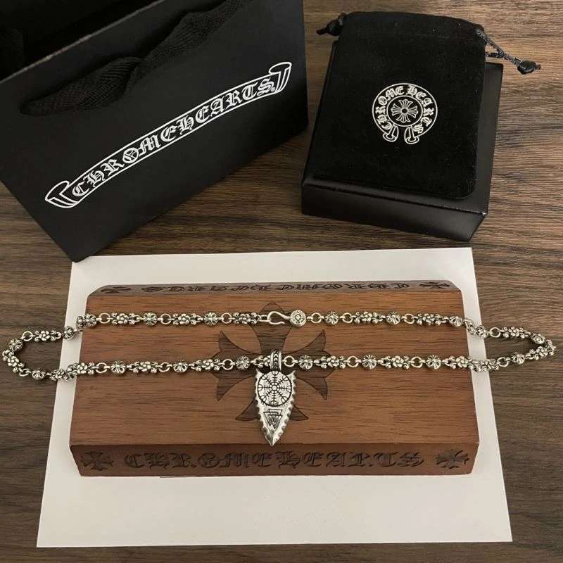Breathable Chrxmx Hxxrts Necklaces 301256