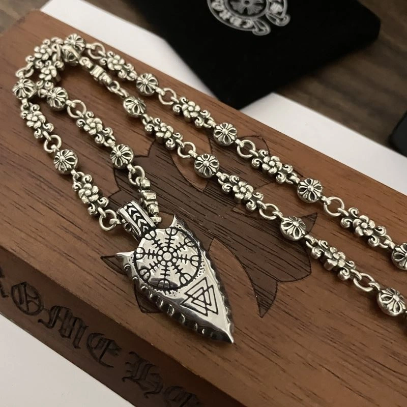 Breathable Chrxmx Hxxrts Necklaces 301256