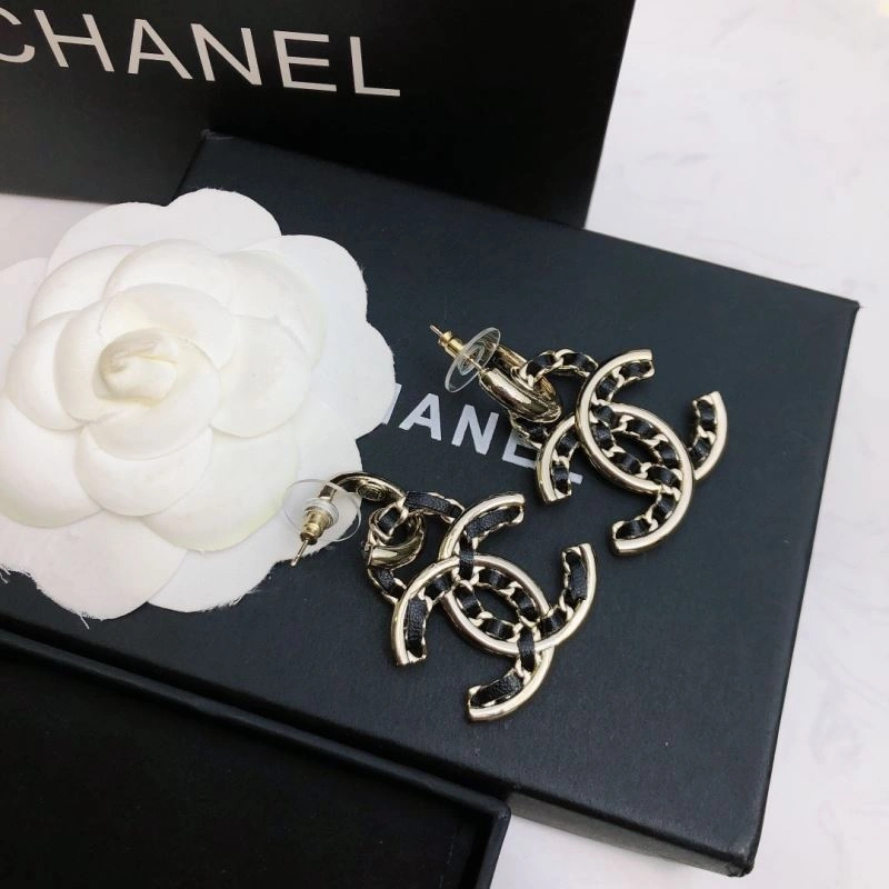 Chxnxl Brooches Sleek 293036