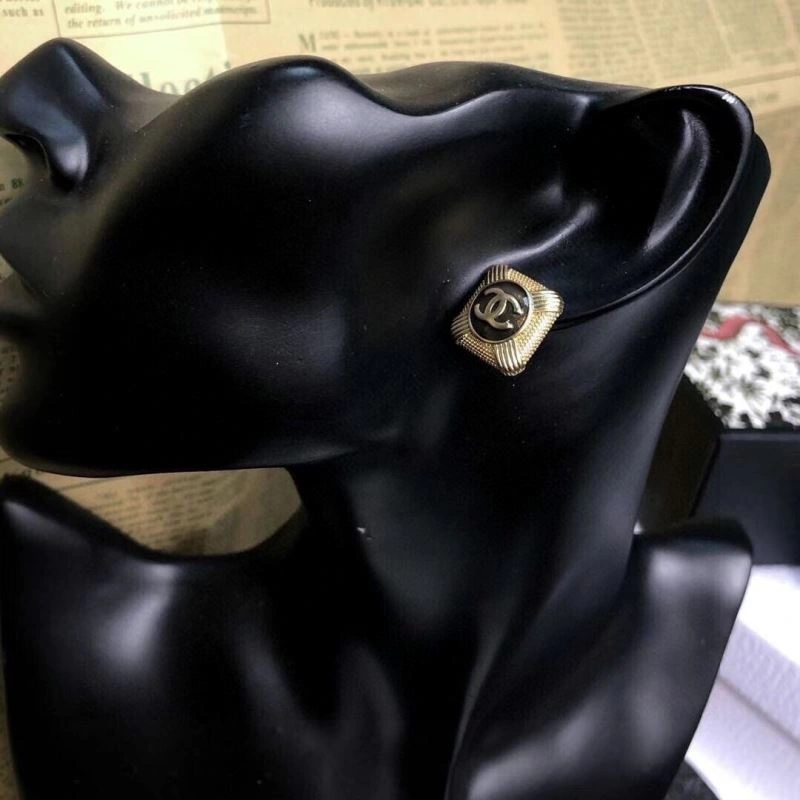 Unique Chxnxl Earrings 292094