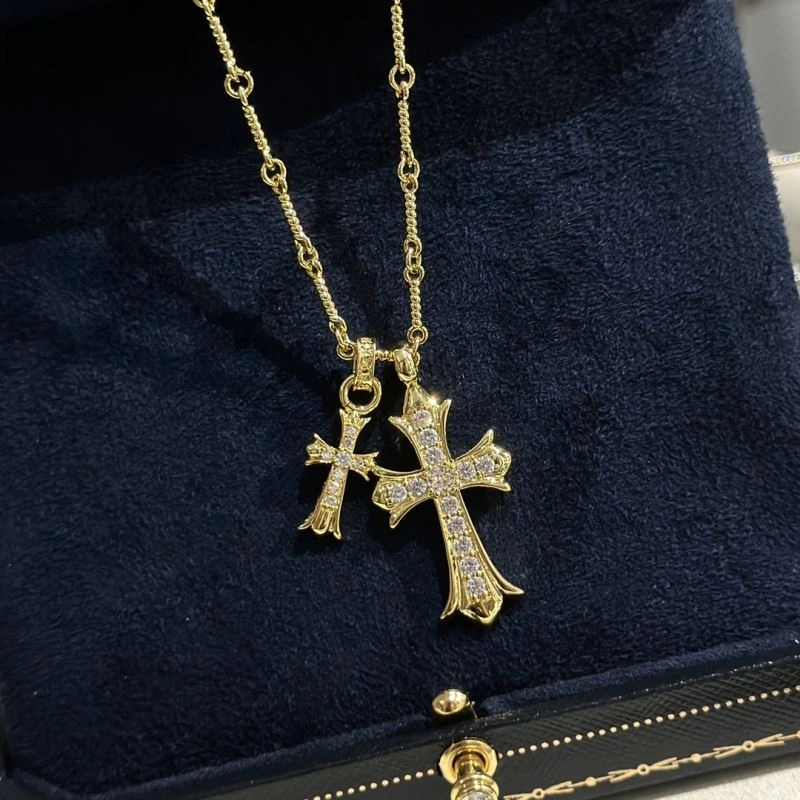 GoAnywhere Chrxmx Hxxrts Necklaces 301245