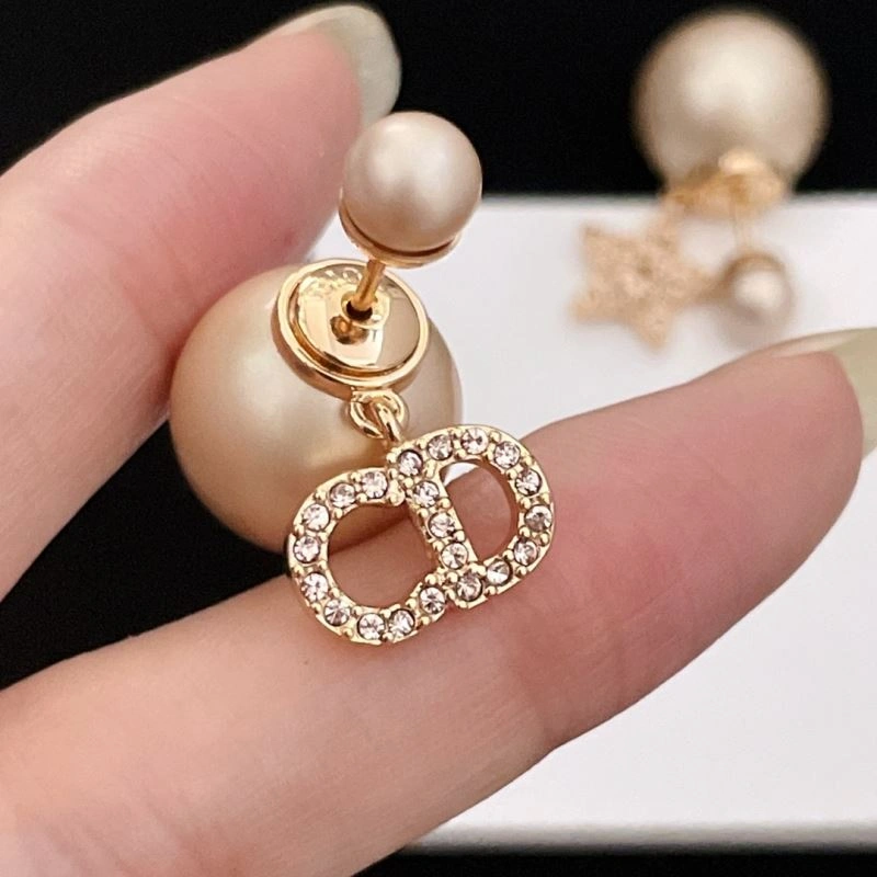 Sophisticated Christian Dxxr Earrings 295437
