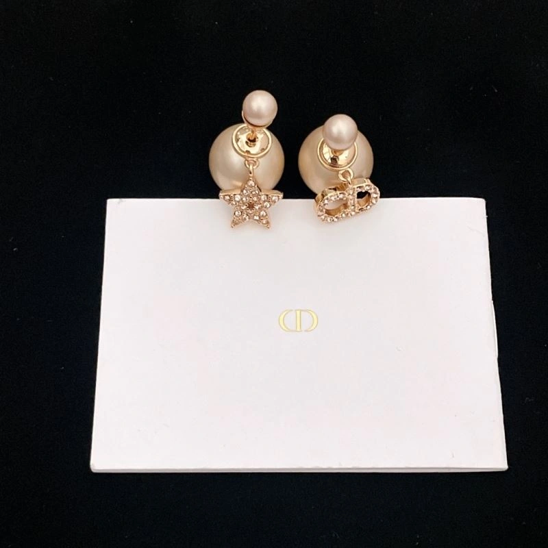 Sophisticated Christian Dxxr Earrings 295437