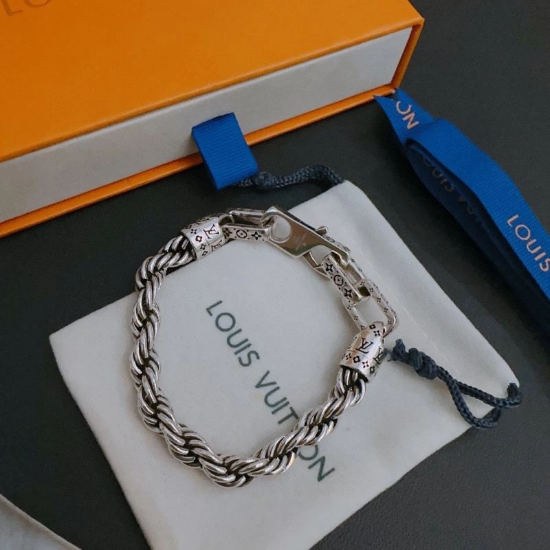 LX Necklaces Functional 311598