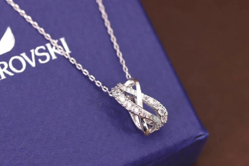 Swxrxvski Necklaces Bold 315256