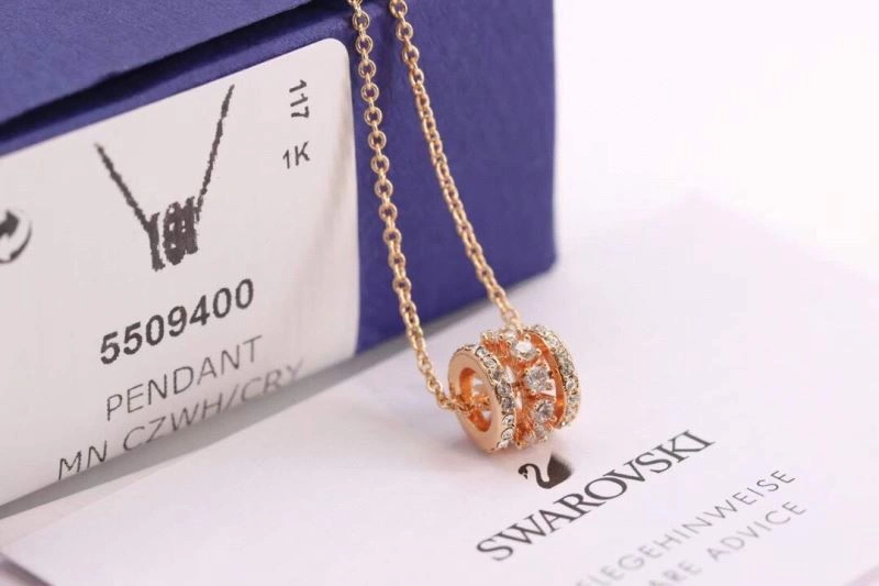 Swxrxvski Necklaces Cozy 315254