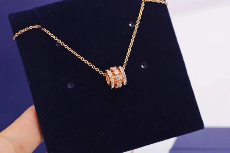 Swxrxvski Necklaces Cozy 315254