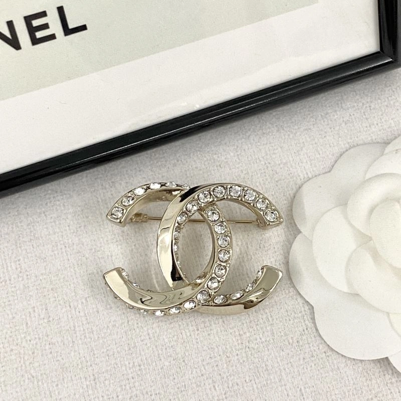 Refined Chxnxl Brooches 293034