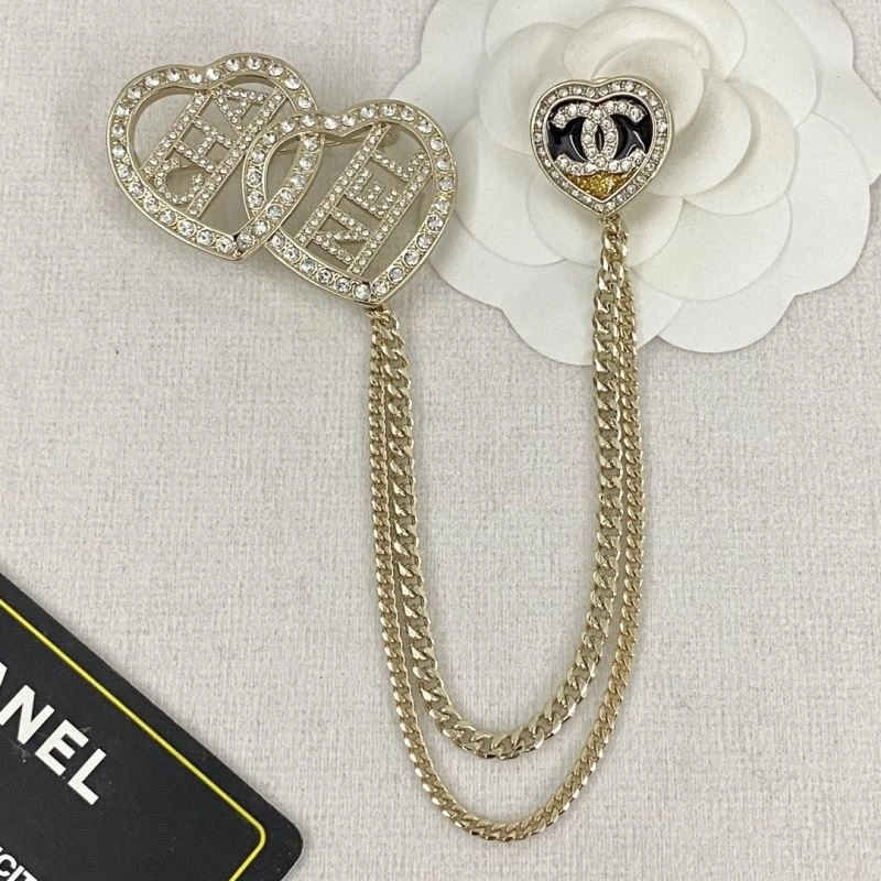 Chxnxl Brooches Cozy 293030