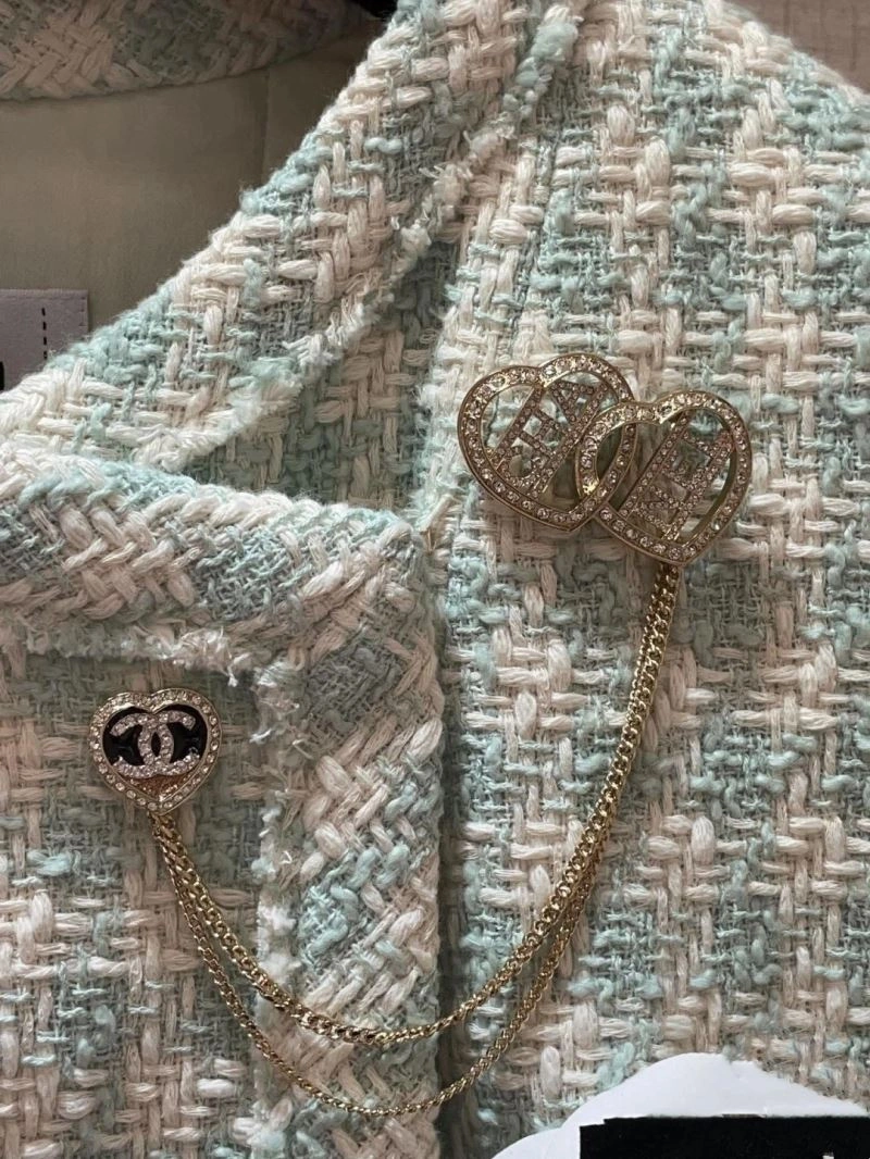 Chxnxl Brooches Cozy 293030