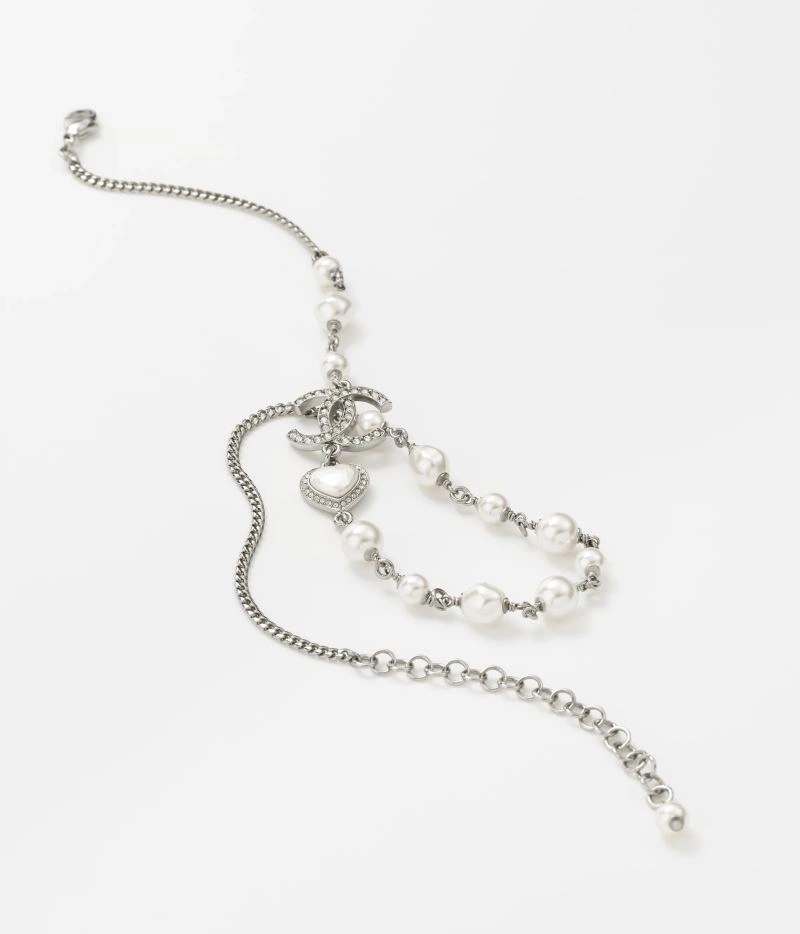 Timeless Chxnxl Brooches 293031