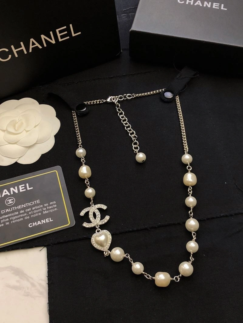 Timeless Chxnxl Brooches 293031