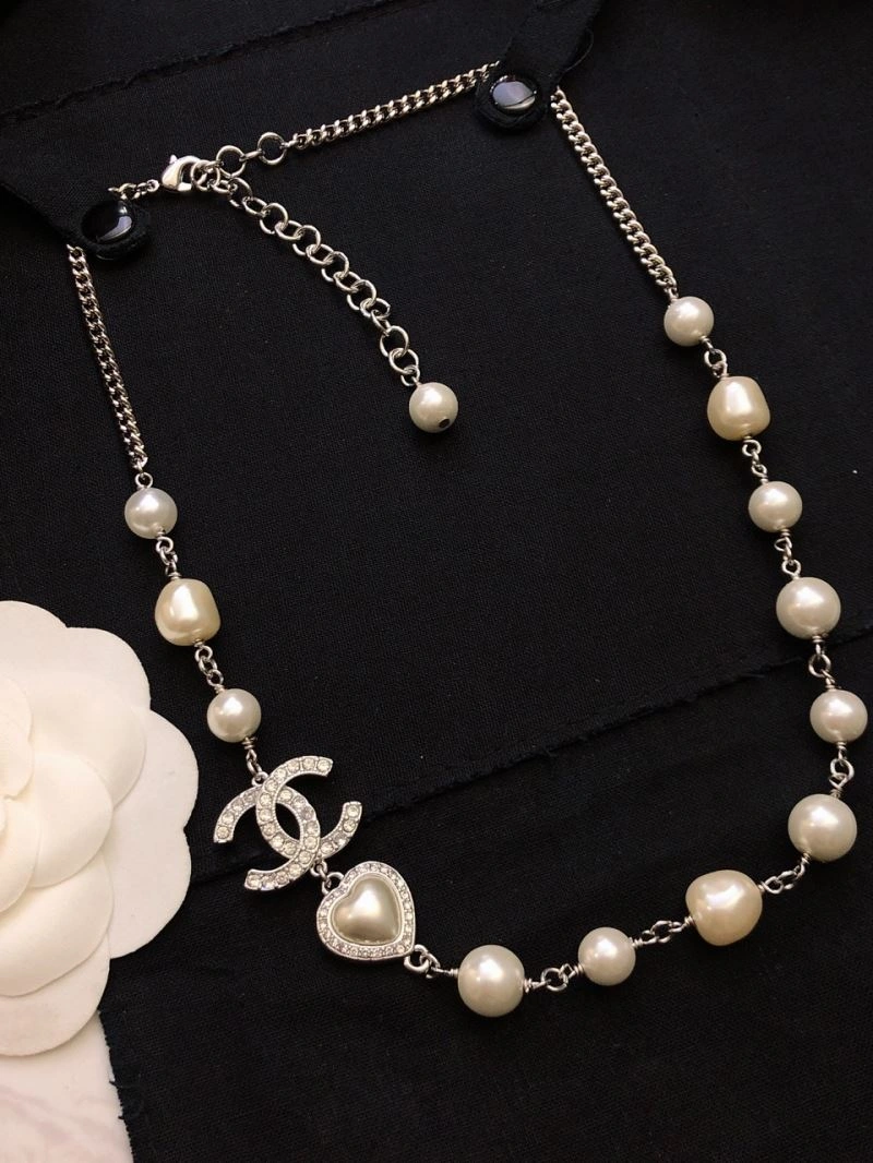Timeless Chxnxl Brooches 293031
