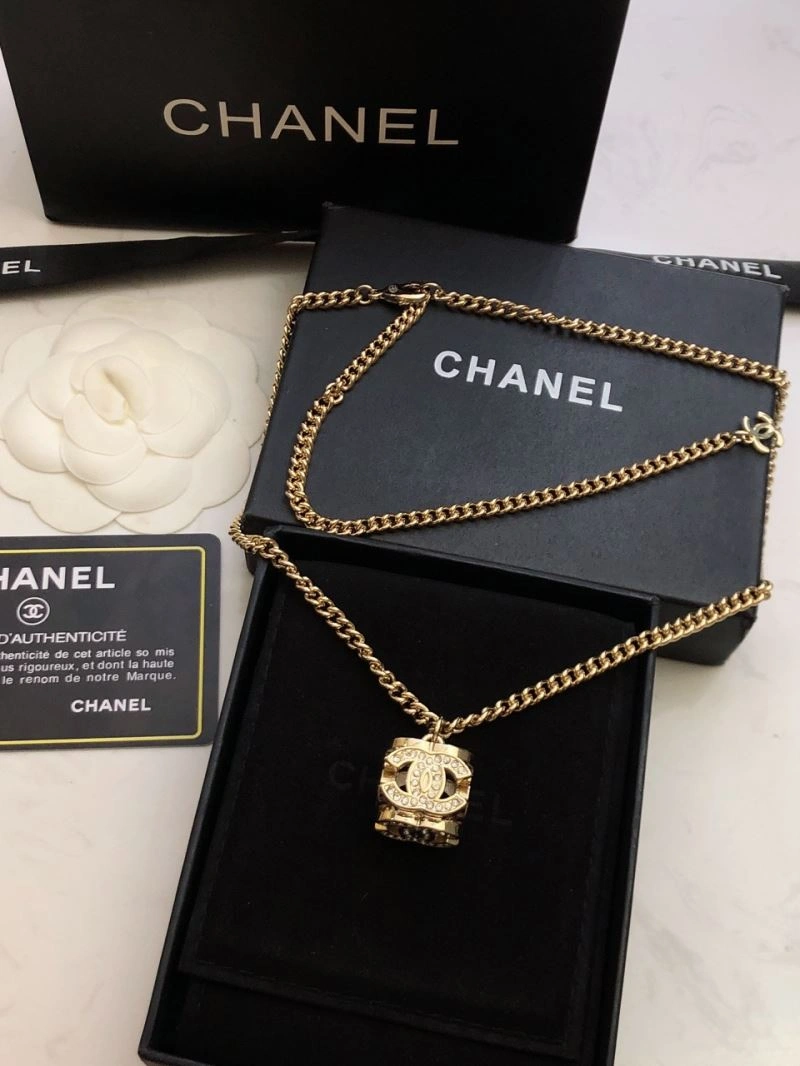 Chxnxl Brooches Lightweight 293028