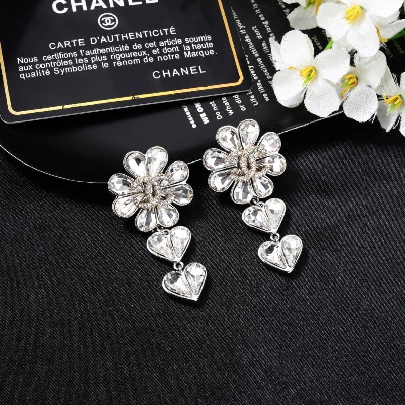 Stylish Chxnxl Earrings 292074