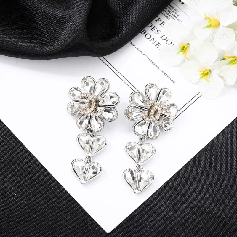 Stylish Chxnxl Earrings 292074