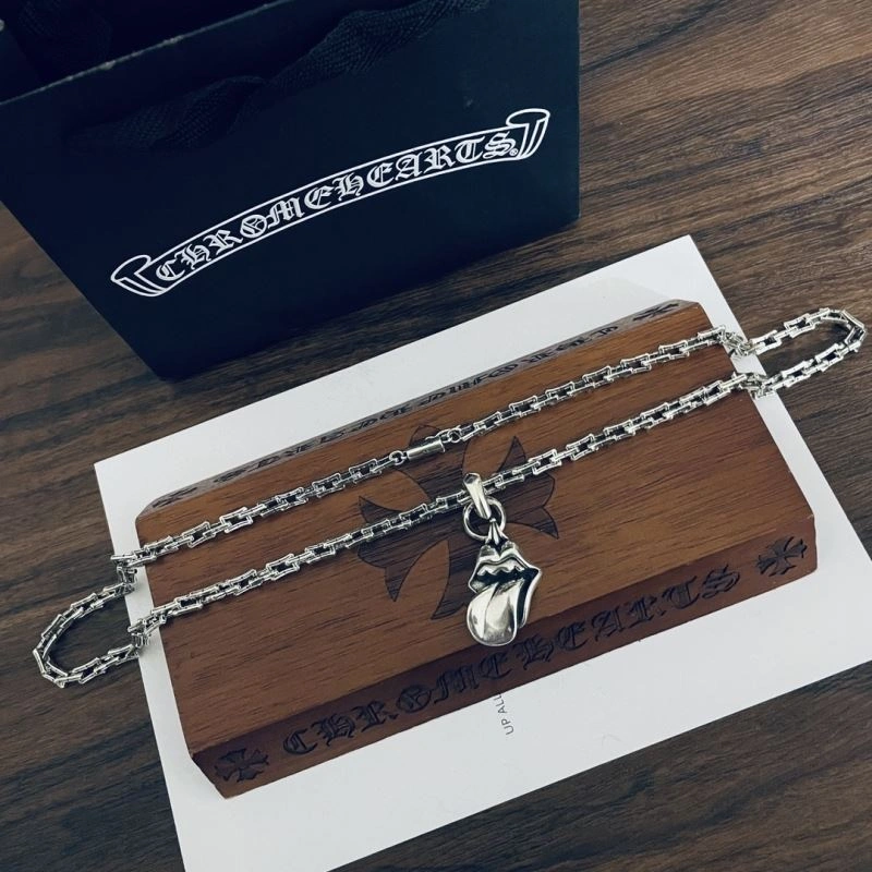 Bold Chrxmx Hxxrts Necklaces 301235