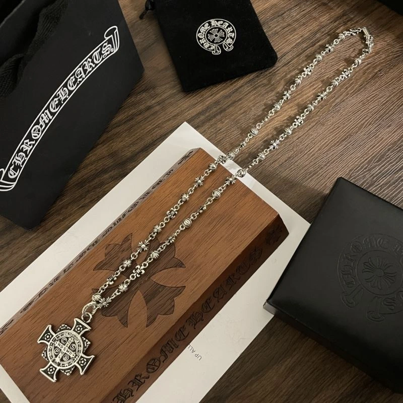 Chrxmx Hxxrts Necklaces Elegant 301233