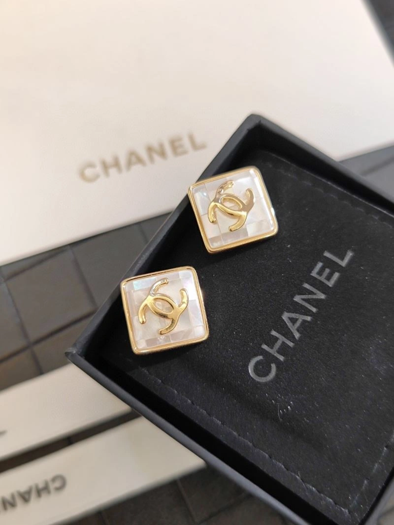 Lightweight Chxnxl Earrings 292064