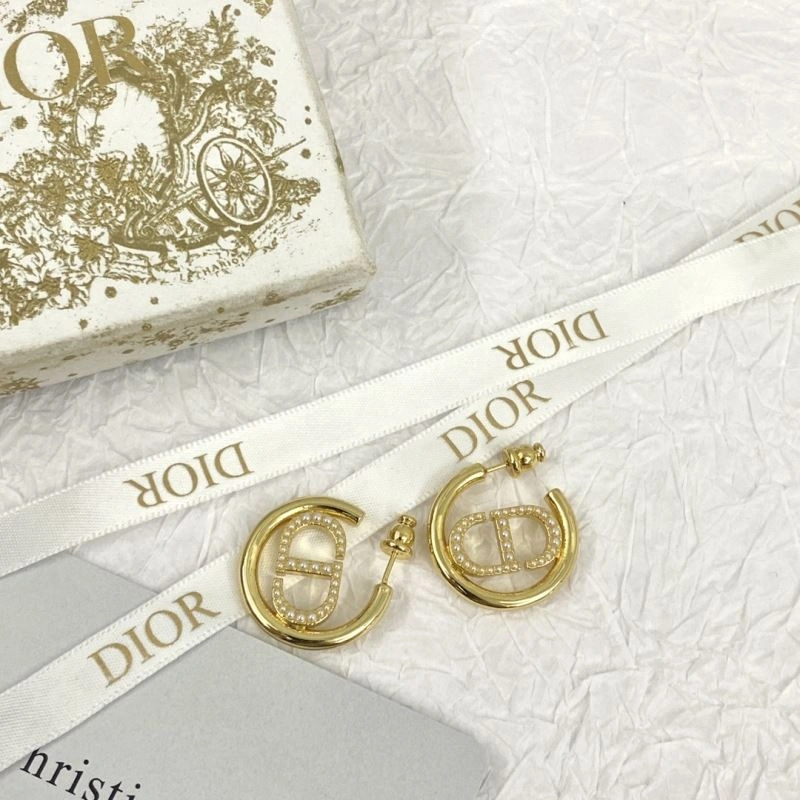Classic Christian Dxxr Earrings 295434