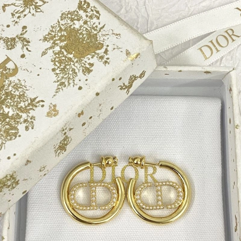 Classic Christian Dxxr Earrings 295434