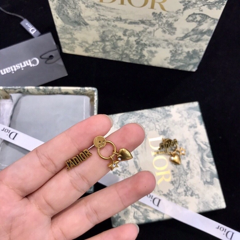 Minimalist Christian Dxxr Earrings 295432