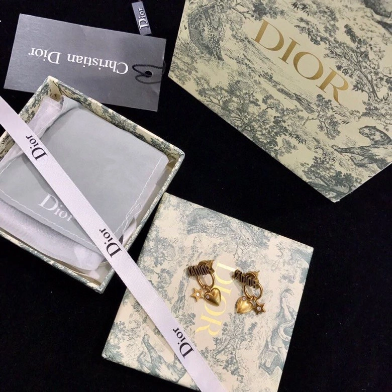 Minimalist Christian Dxxr Earrings 295432