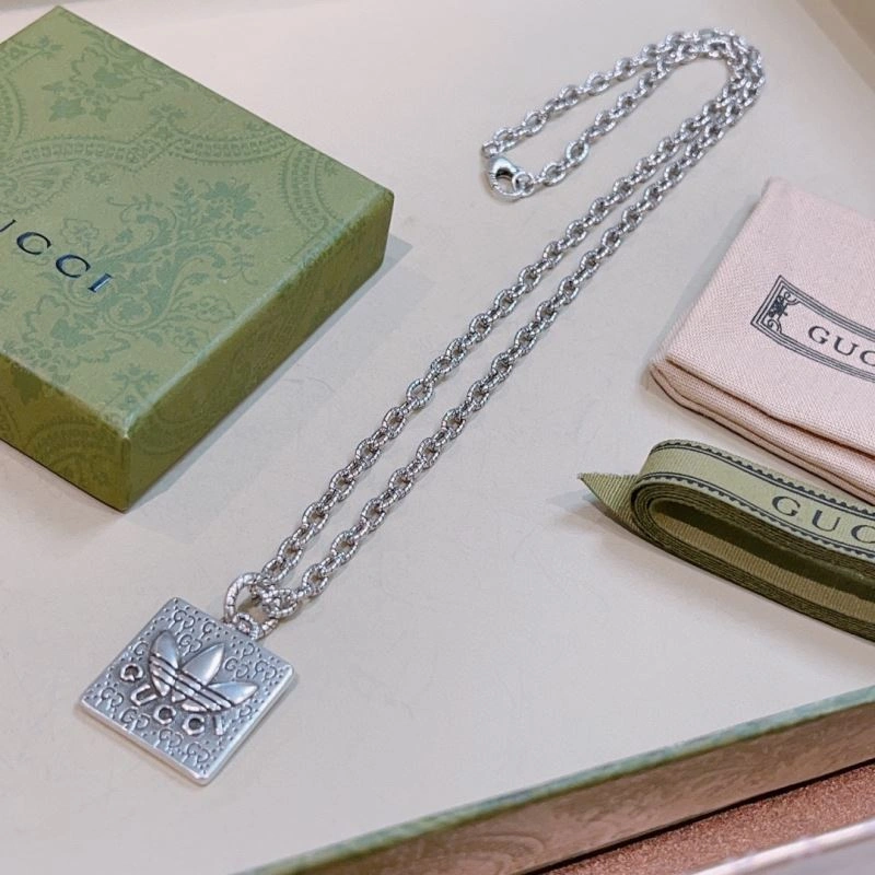 Gxccx Necklaces Elegant 306797