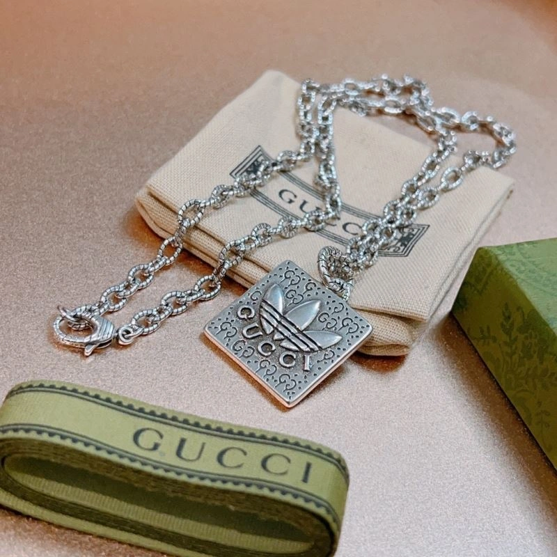 Gxccx Necklaces Elegant 306797