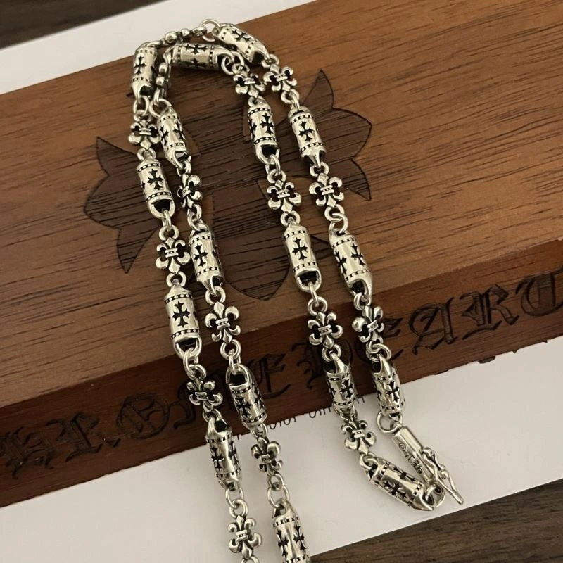 EyeCatching Chrxmx Hxxrts Necklaces 301231