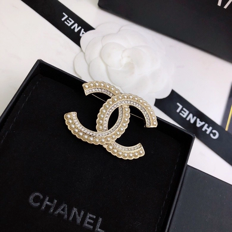 Chxnxl Brooches AllSeason 293025