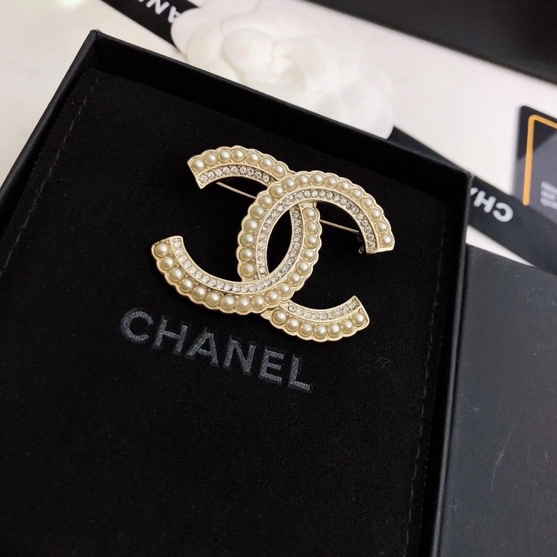 Chxnxl Brooches AllSeason 293025