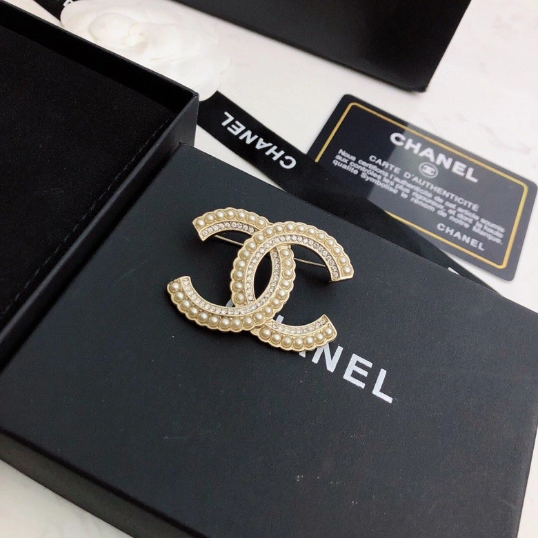 Chxnxl Brooches AllSeason 293025