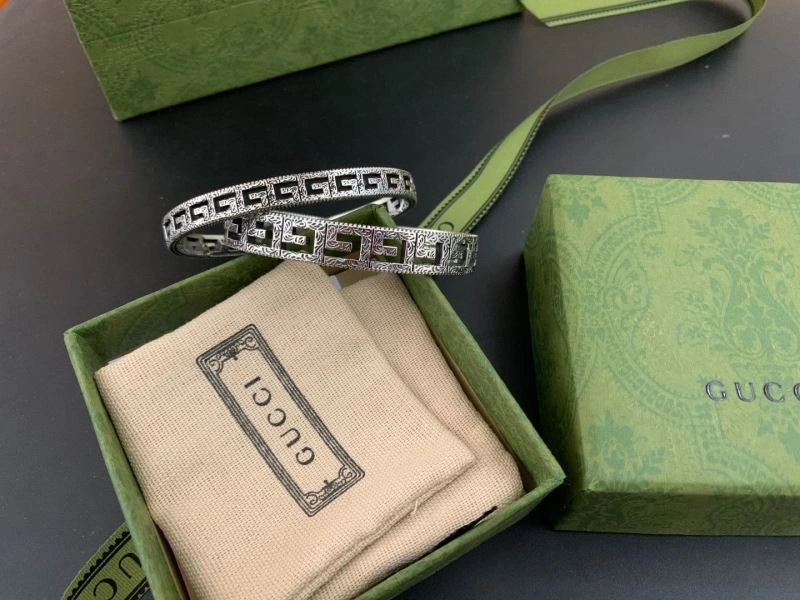 Vibrant Gxccx Bracelets 307355