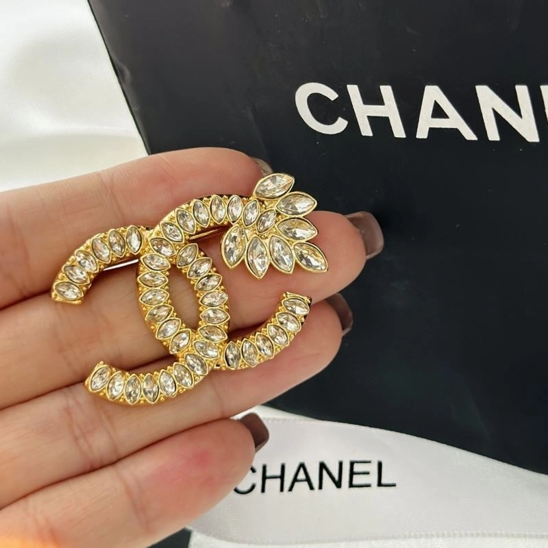 Chxnxl Brooches SportInspired 293022