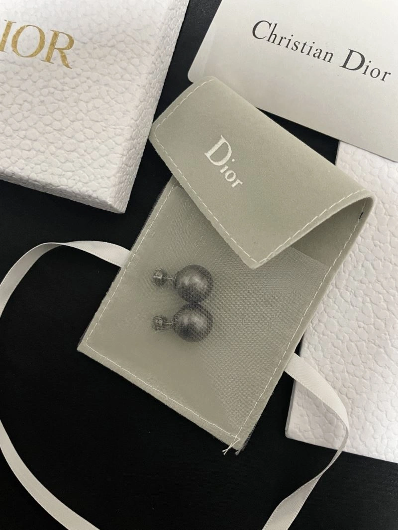 Christian Dxxr Earrings Breathable 295433