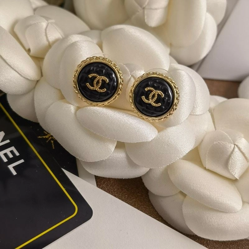 Sophisticated Chxnxl Earrings 292044