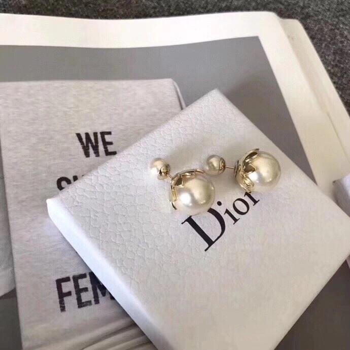Durable Christian Dxxr Earrings 295429