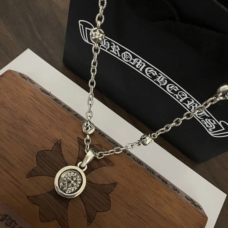 Chrxmx Hxxrts Necklaces Compact 301216