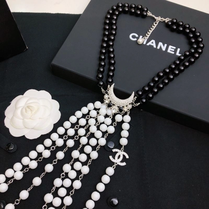 NewStyle Chxnxl Brooches 293018