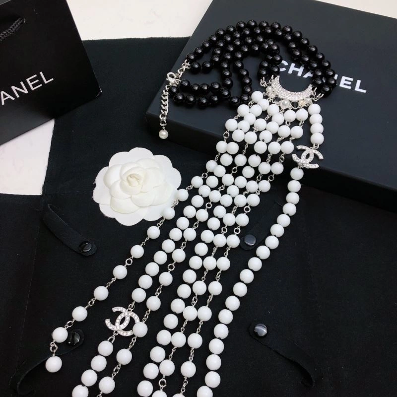 NewStyle Chxnxl Brooches 293018