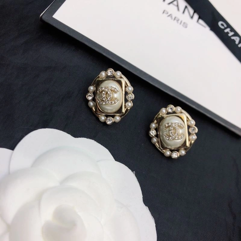 Elegant Chxnxl Earrings 292008