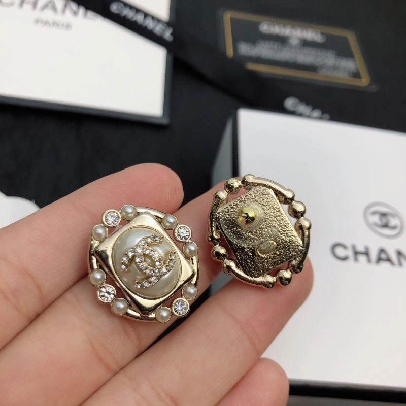 Elegant Chxnxl Earrings 292008