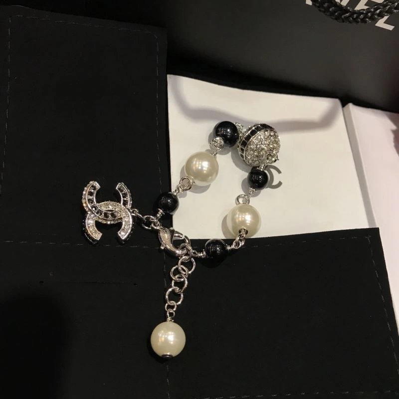 Fashionable Chxnxl Bracelets 293134