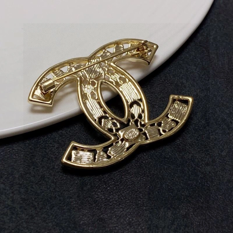 Chxnxl Brooches Refined 293008