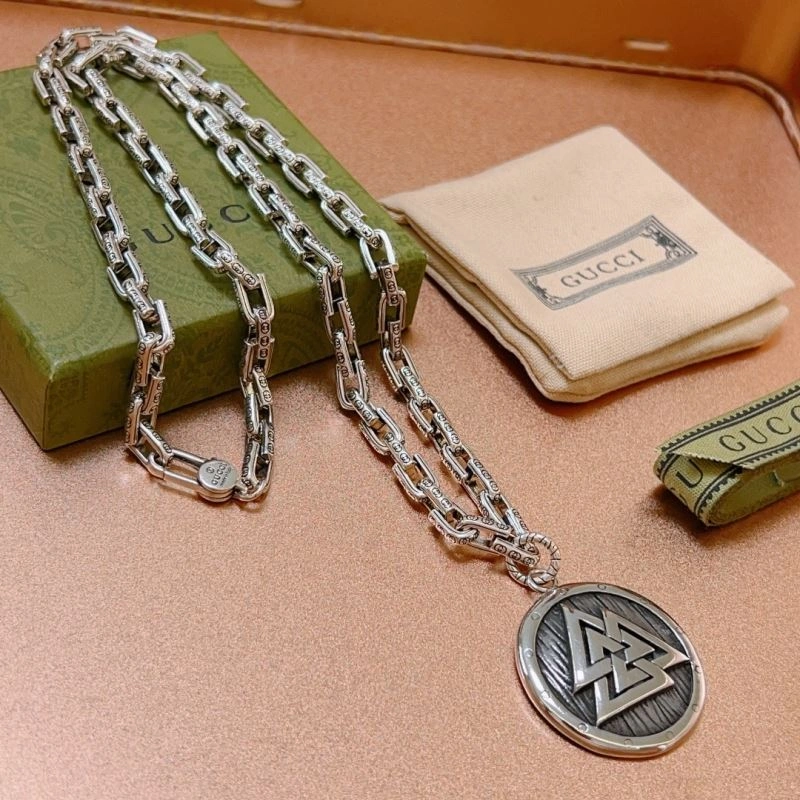 Vibrant Gxccx Necklaces 306778